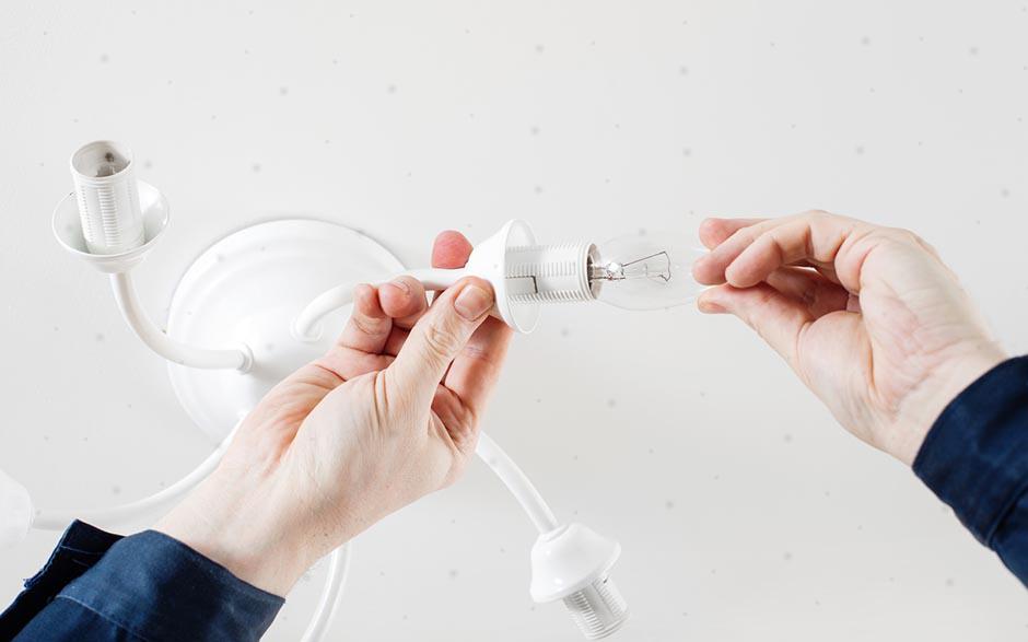 cherche électricien Paris 6